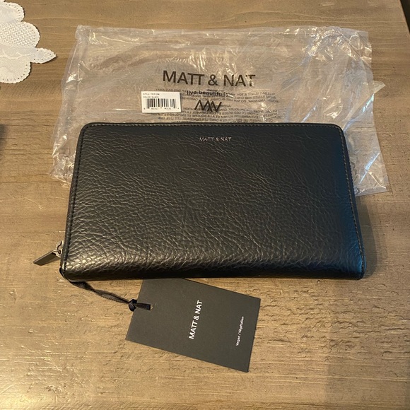 Handbags - Matt & Nat Brand New wallet